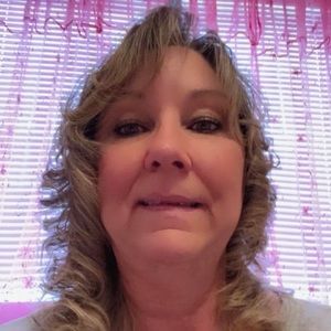 Meet your Posher, Valerie